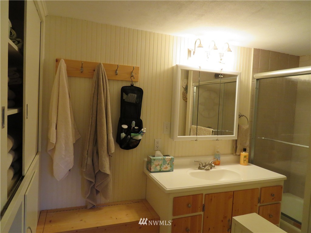 45 Petes Retreat Road Republic, WA 99166 - Photo 12 of 22