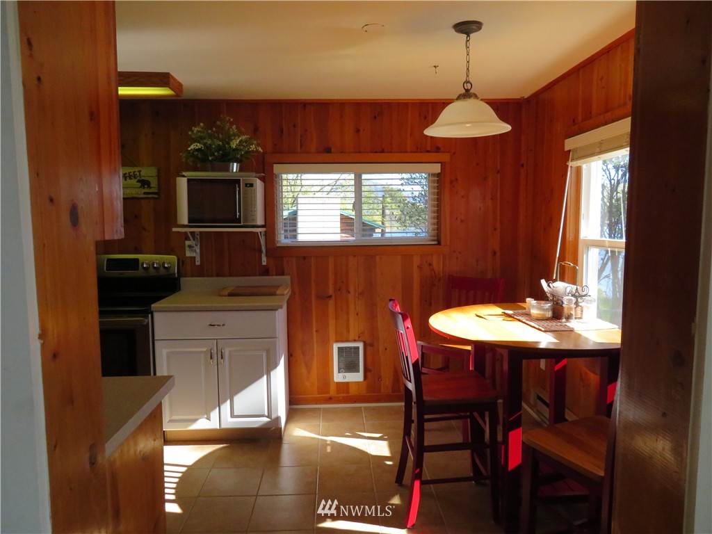 45 Petes Retreat Road Republic, WA 99166 - Photo 4 of 22
