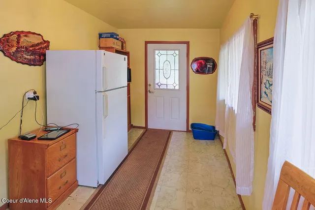 $300,000 | 164 West Fork Pine Creek Road, Pinehurst, ID 83850