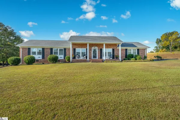 $299,900 | 401 South Glassy Mountain Road, Pickens, SC 29671