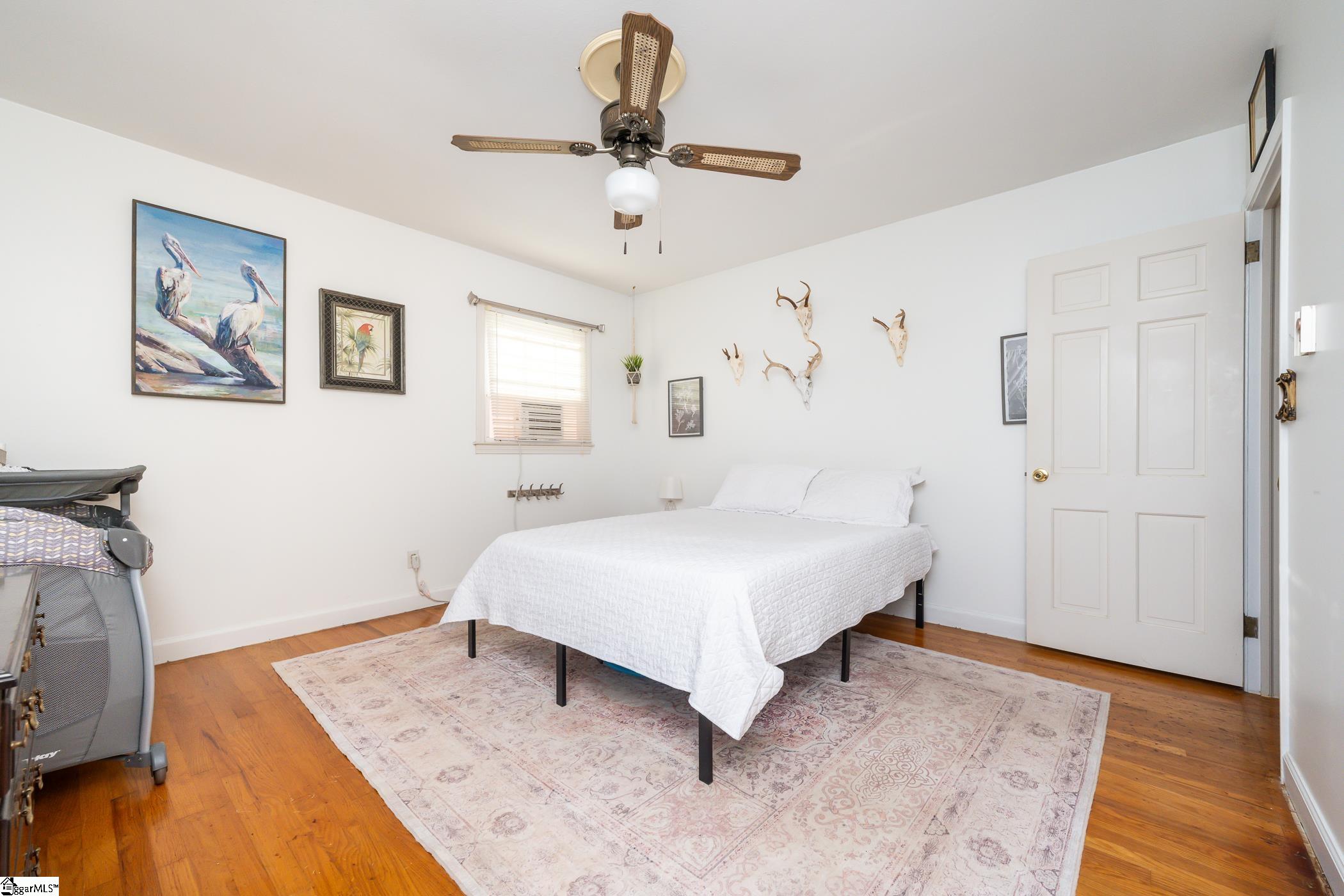 401 South Glassy Mountain Road Pickens, SC 29671 - Photo 11 of 42