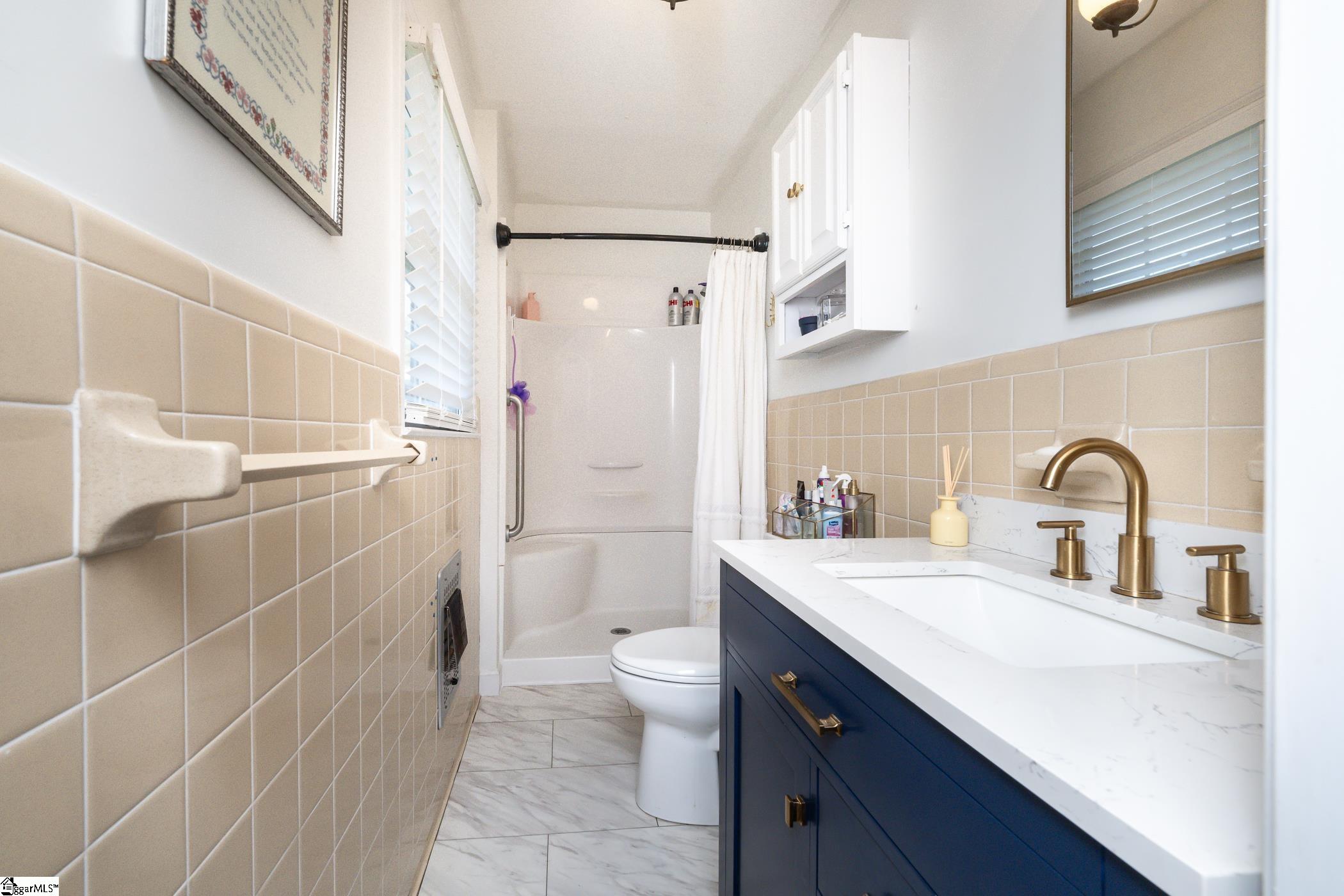 401 South Glassy Mountain Road Pickens, SC 29671 - Photo 17 of 42