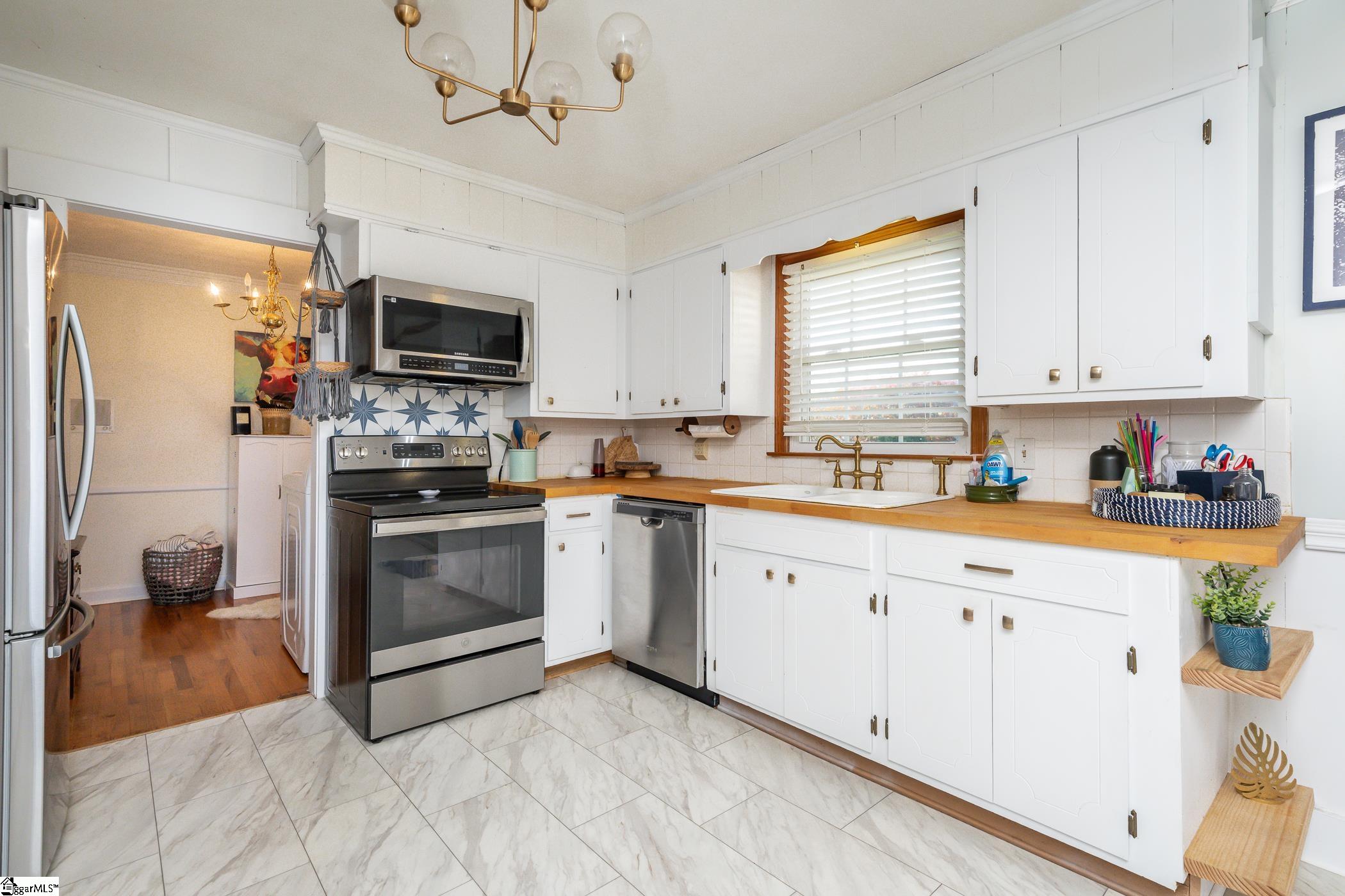 401 South Glassy Mountain Road Pickens, SC 29671 - Photo 27 of 42