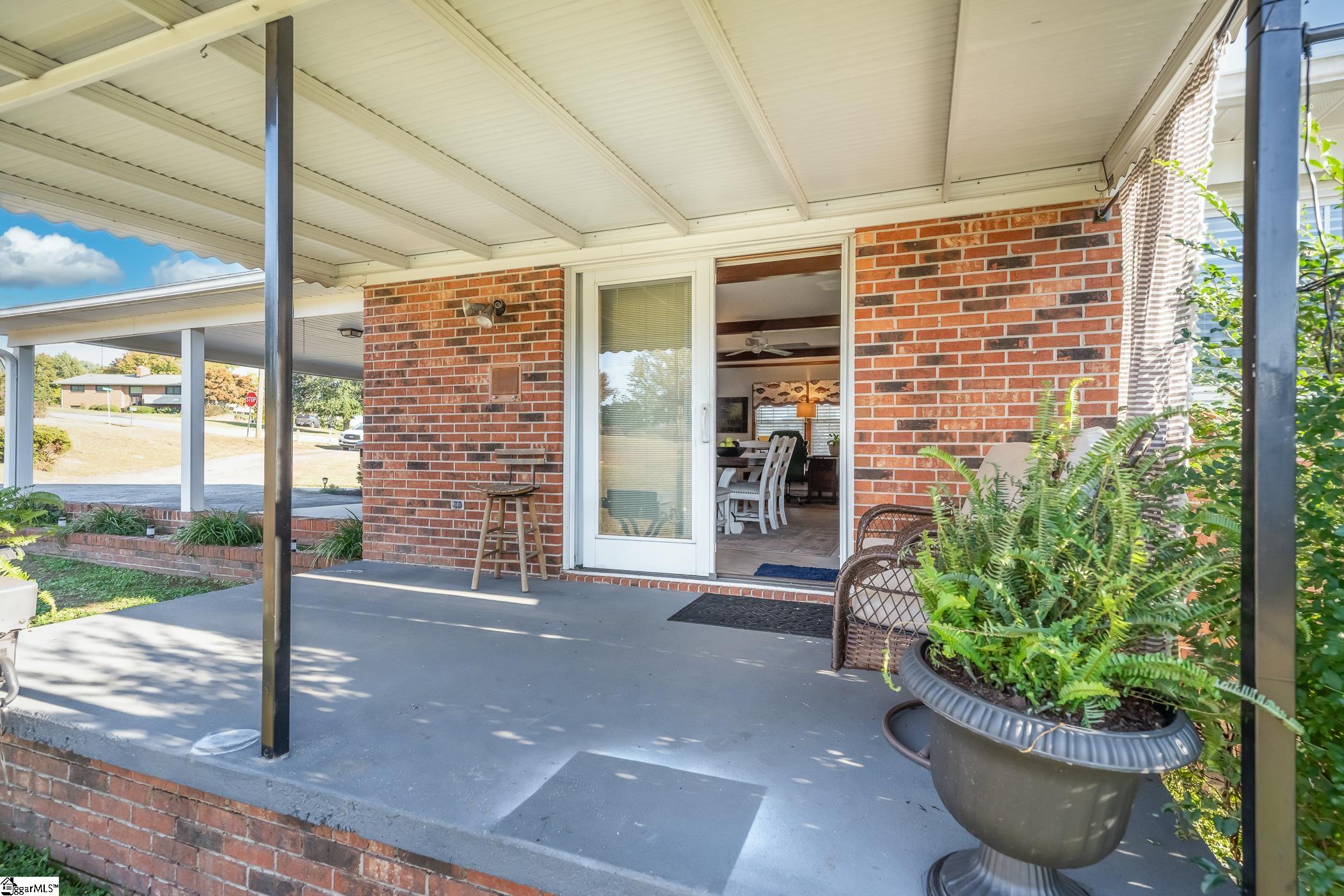 401 South Glassy Mountain Road Pickens, SC 29671 - Photo 29 of 42