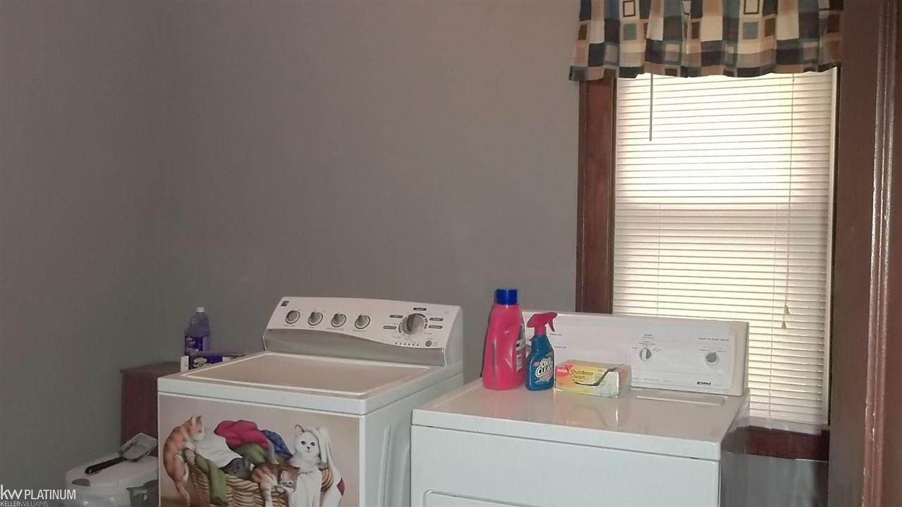 4110 Lapeer Road Port Huron, MI 48060 - Photo 14 of 18 31359973-13.JPG