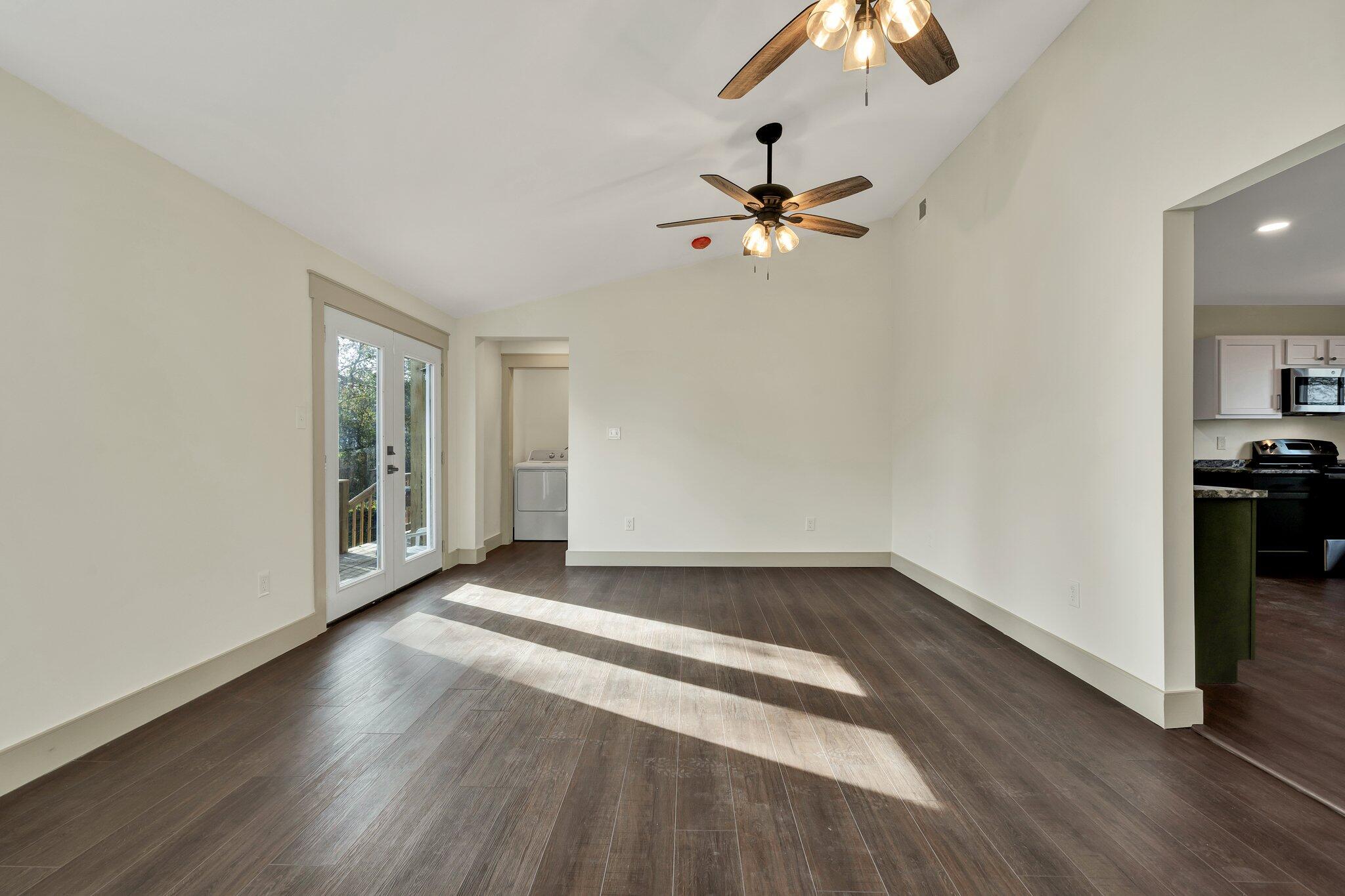 1024 Hurst Street East Ridge, TN 37412 - Photo 5 of 29 8.7-web-or-mls-DSC08778