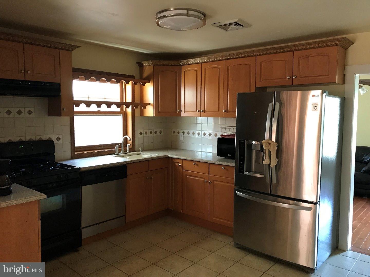 1186 Jericho Road Abington, PA 19001 - Photo 11 of 24 Gallery Image 11