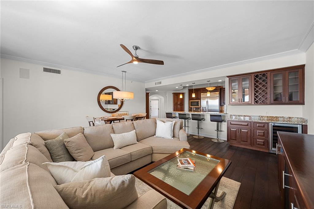 451 Bayfront Place, Unit 5410 Naples, FL 34102 - Photo 7 of 32