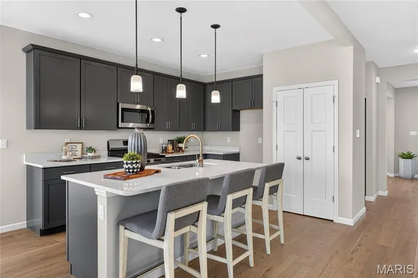 $525,000 | 101 River Wind Drive, St. Charles, MO 63301
