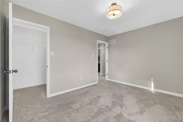 $525,000 | 101 River Wind Drive, St. Charles, MO 63301