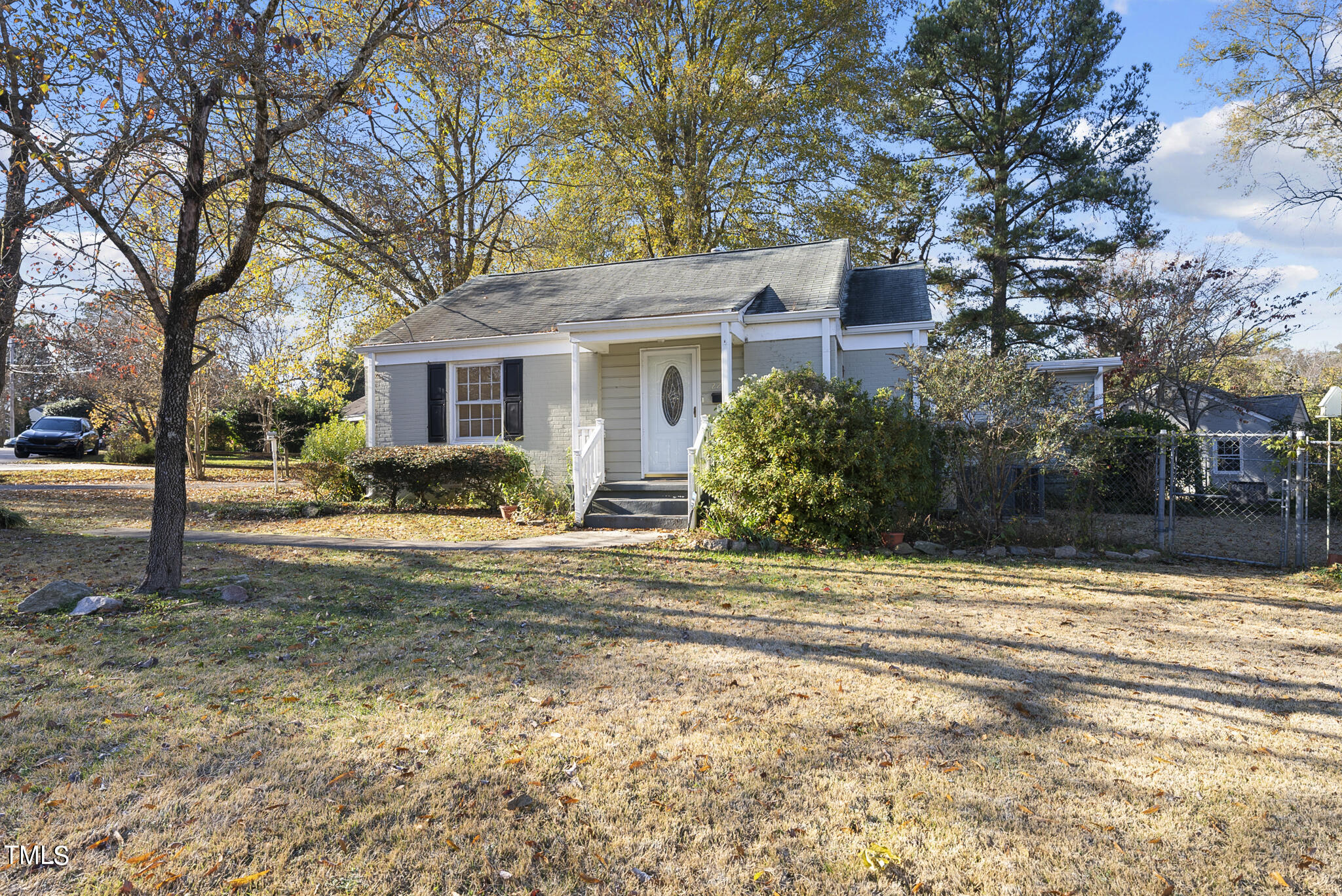 2208 Sheffield Road Raleigh, NC 27610 - Photo 2 of 27 DSC05398