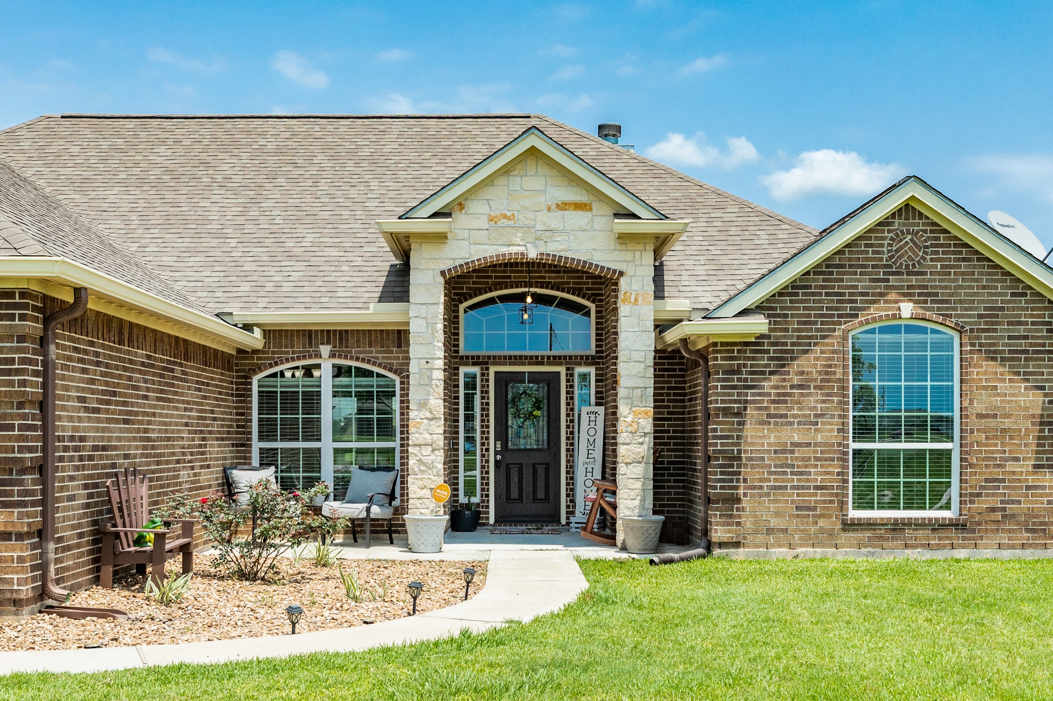 920 Quarter Horse Trail Angleton, TX 77515 - Photo 3 of 18