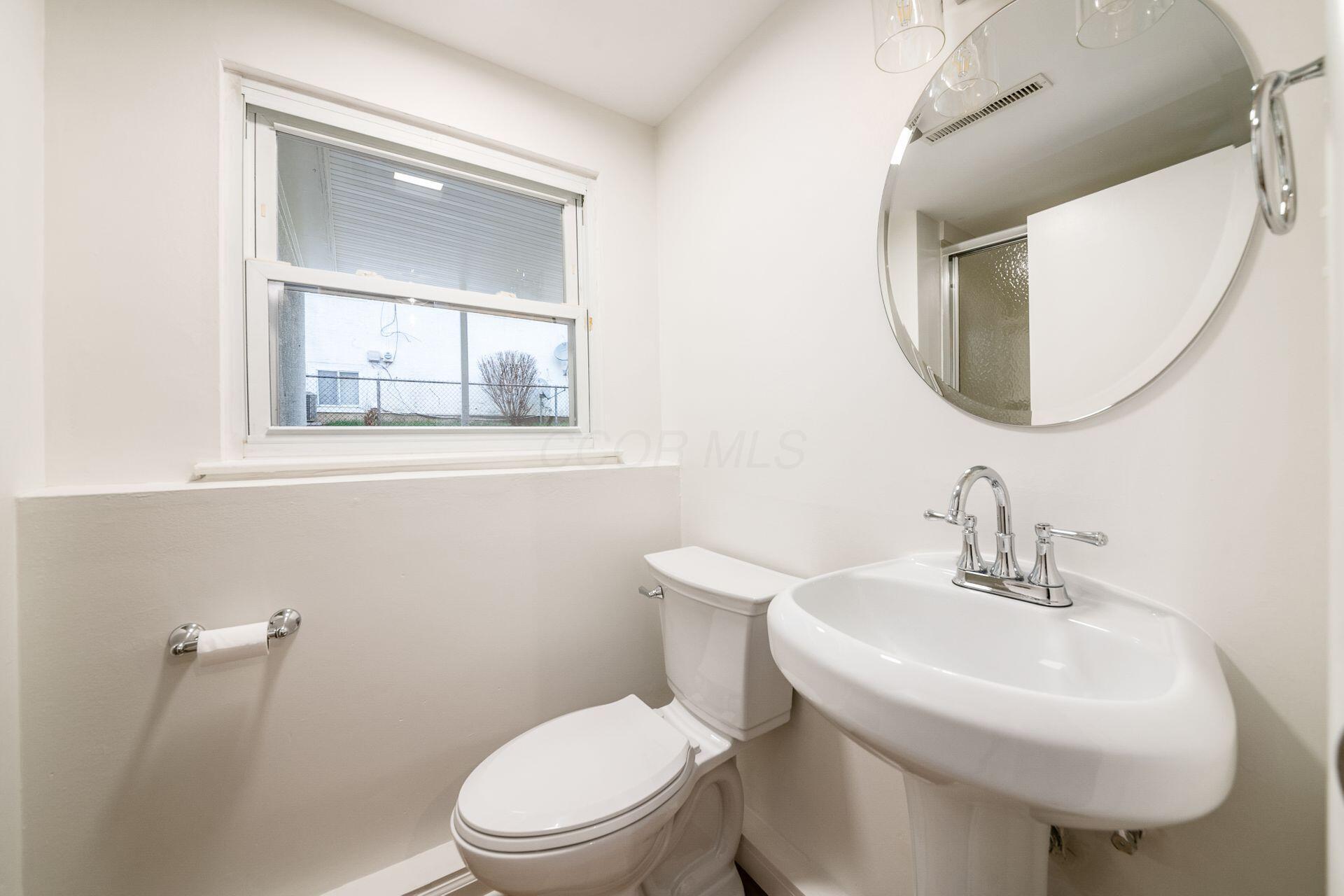 2474 Daily Road Columbus, OH 43232 - Photo 22 of 34 029_6ce69c_L 2474 Daily Rd059