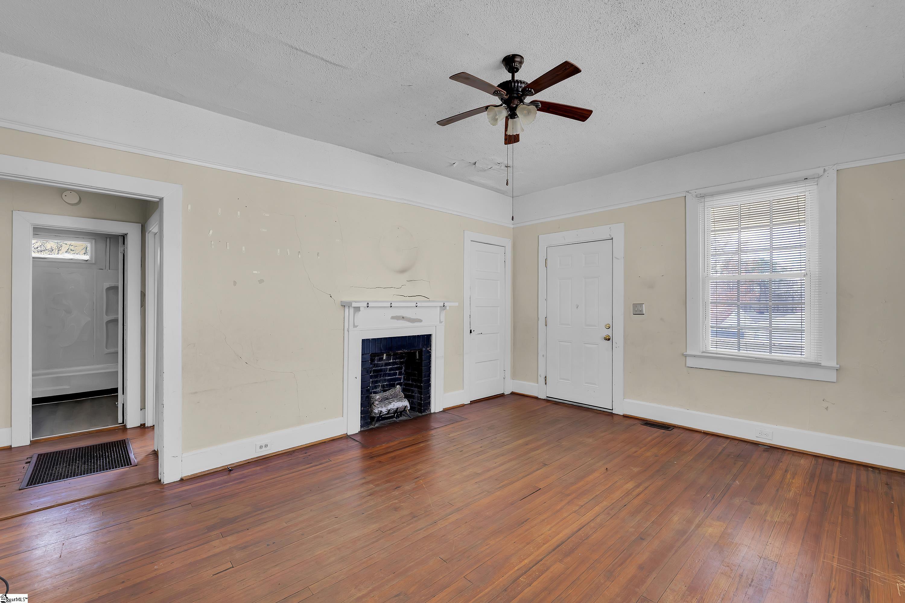 22 Meadow Street Lyman, SC 29365 - Photo 2 of 19