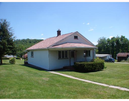 206 Bessemer Road Greensburg, PA 15601 - Photo 1 of 16 Exterior Front.