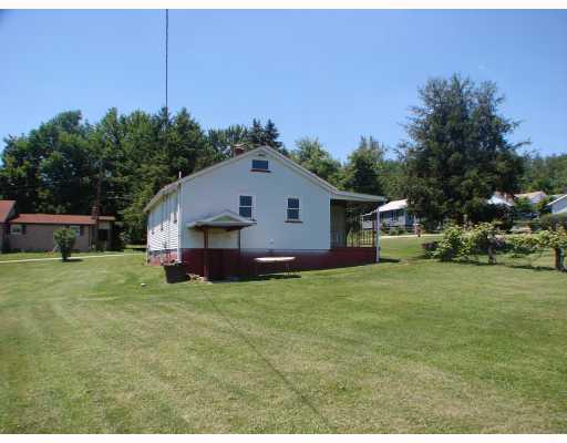 206 Bessemer Road Greensburg, PA 15601 - Photo 15 of 16 Exterior Back.