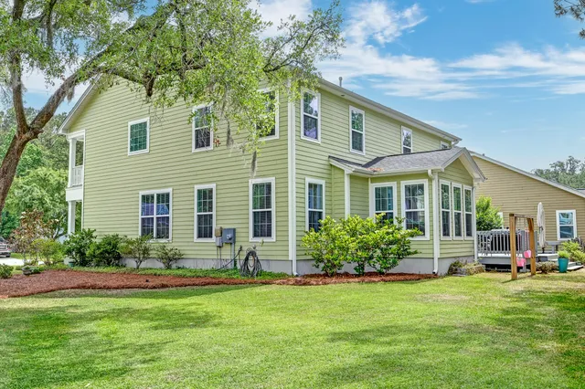 $495,000 | 149 Daniels Ridge Drive, Summerville, SC 29485