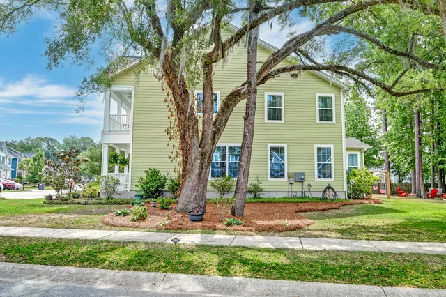 $495,000 | 149 Daniels Ridge Drive, Summerville, SC 29485