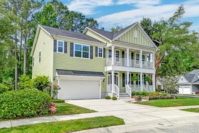 $495,000 | 149 Daniels Ridge Drive, Summerville, SC 29485