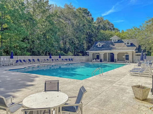 $495,000 | 149 Daniels Ridge Drive, Summerville, SC 29485