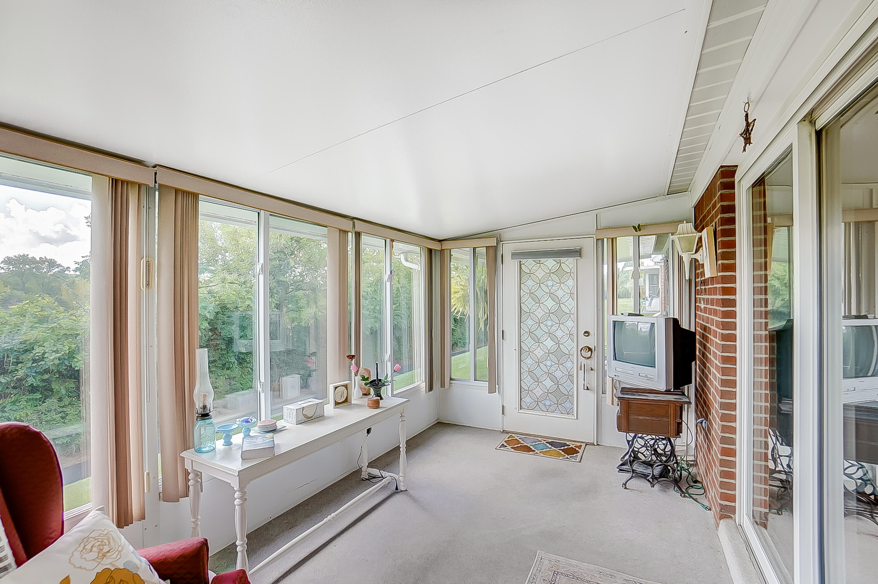 1149 Pheasant Run Springfield, OH 45503 - Photo 21 of 27 Gallery Image 21