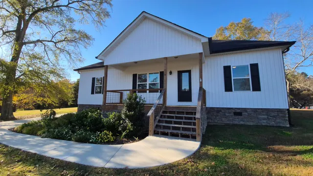 $339,900 | 110 Hess Drive, Bridgeport, AL 35740