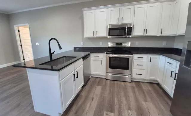 $339,900 | 110 Hess Drive, Bridgeport, AL 35740