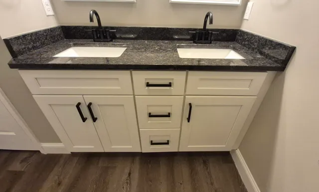 $339,900 | 110 Hess Drive, Bridgeport, AL 35740