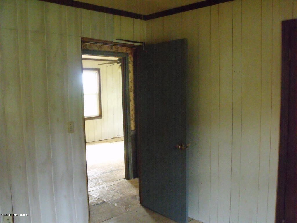 407 School Road Windsor, NC 27983 - Photo 12 of 15 78 BED 1