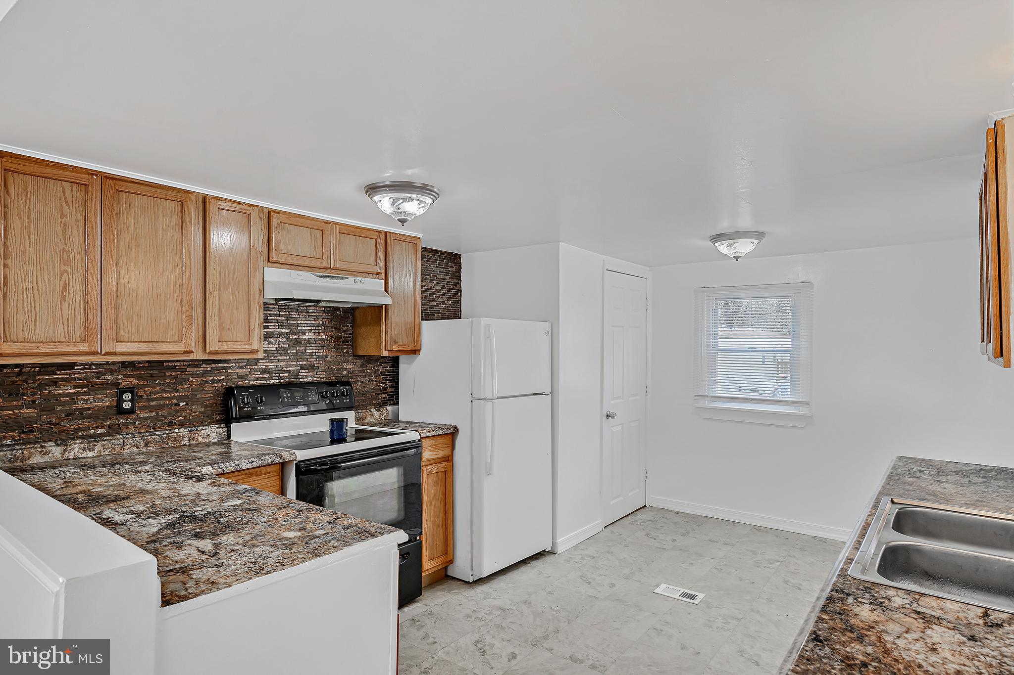 26 Deckert Road Harrisburg, PA 17109 - Photo 6 of 20 Gallery Image 6
