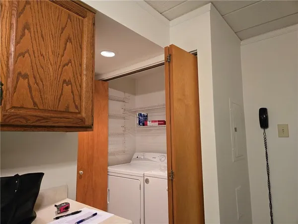 a view of a livingroom with furniture