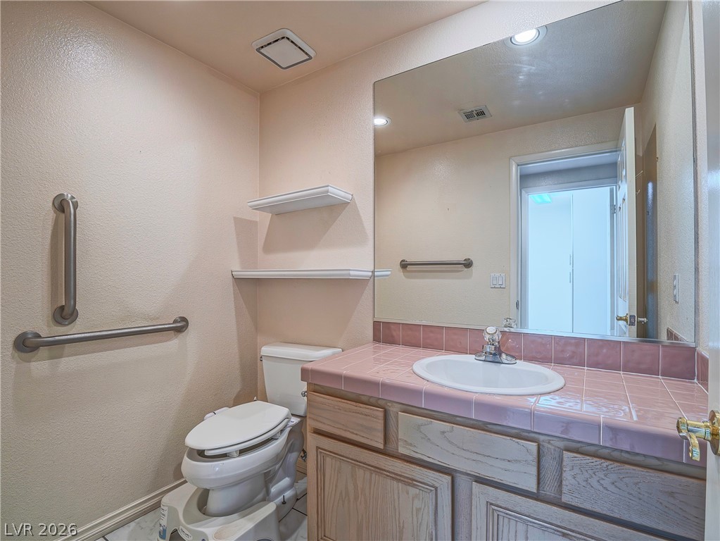 2511 Hacker Drive Henderson, NV 89074 - Photo 18 of 41