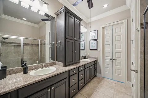 $479,000 | 530 Imperial Boulevard, Sugar Land, TX 77498