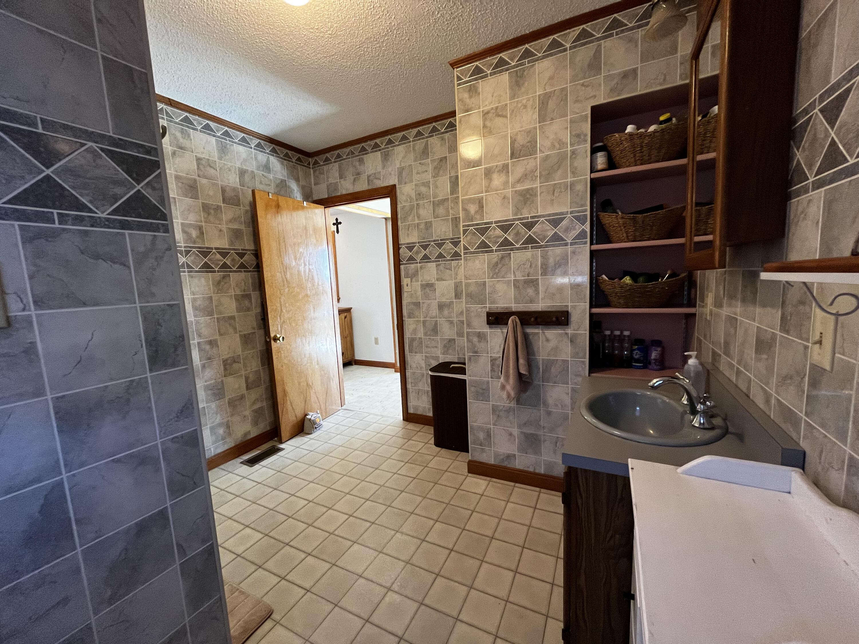 1301 B Road Houlton, ME 04730 - Photo 52 of 90 IMG_0029