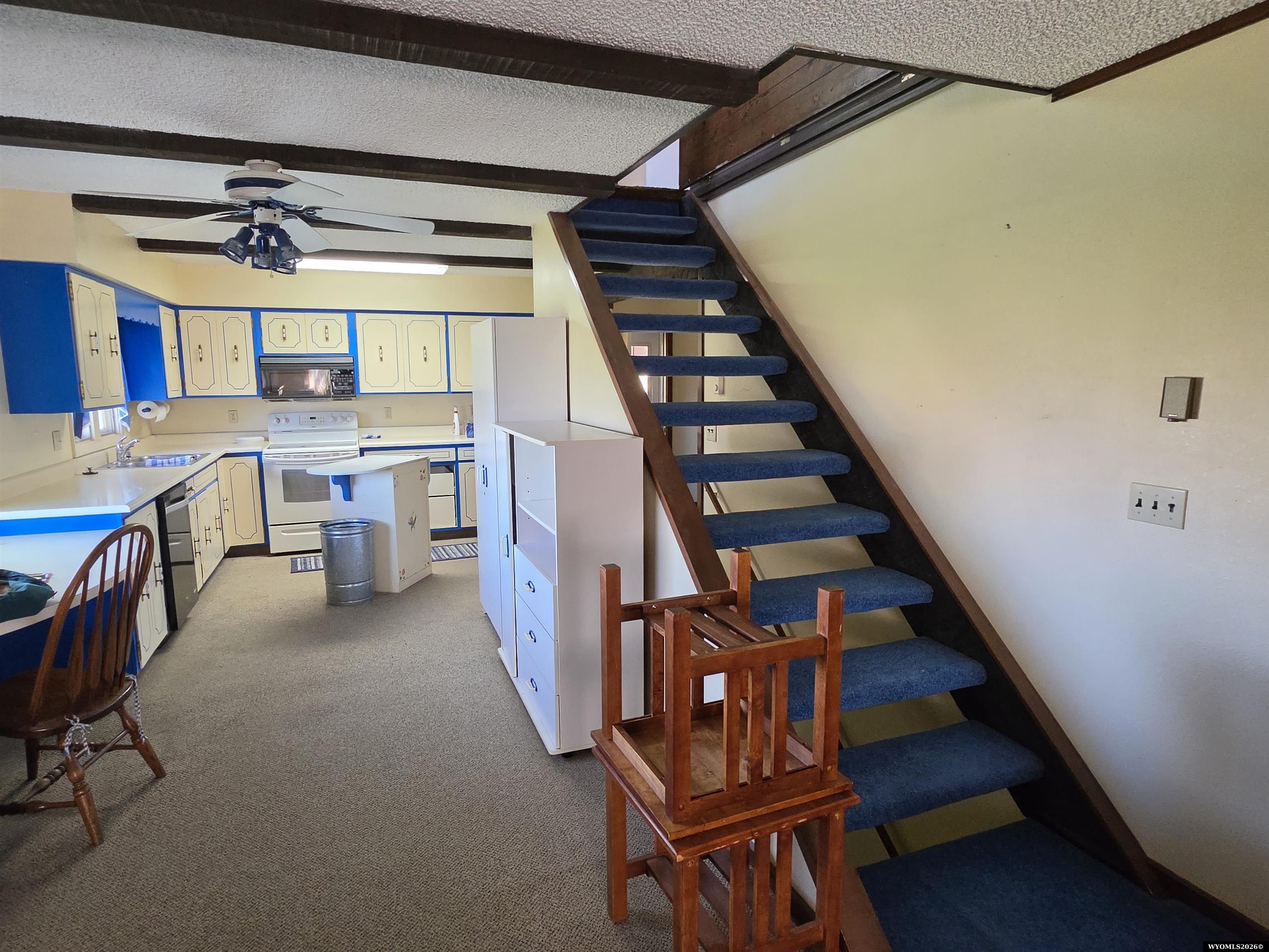 1015 South Smith Road Riverton, WY 82501 - Photo 4 of 19