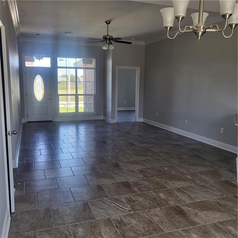 726 Rue Saint Michael Terrytown, LA 70056 - Photo 2 of 11