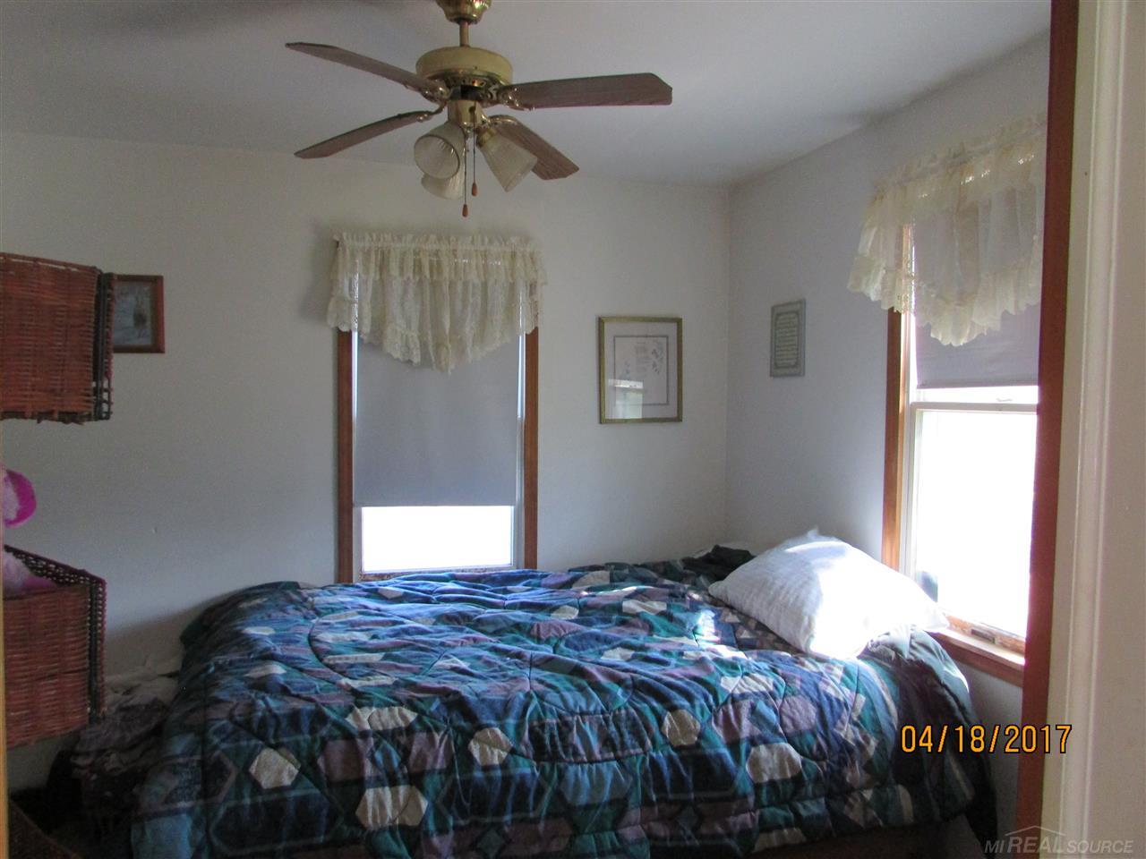 3318 Lakeshore Road Lexington, MI 48450 - Photo 5 of 21 31317459-4.JPG