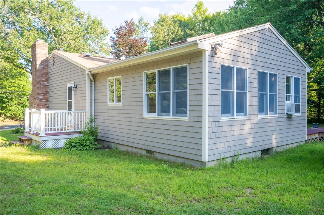 4719 Old Post Road Charlestown, RI 02813 - Photo 3 of 19