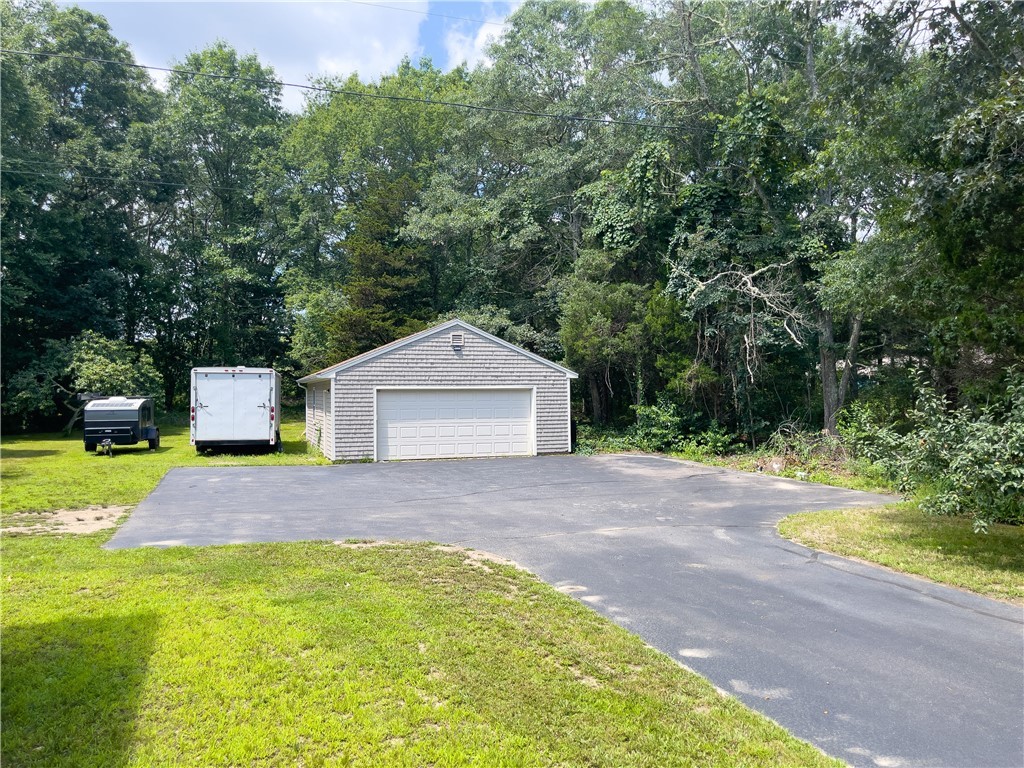 4719 Old Post Road Charlestown, RI 02813 - Photo 4 of 19
