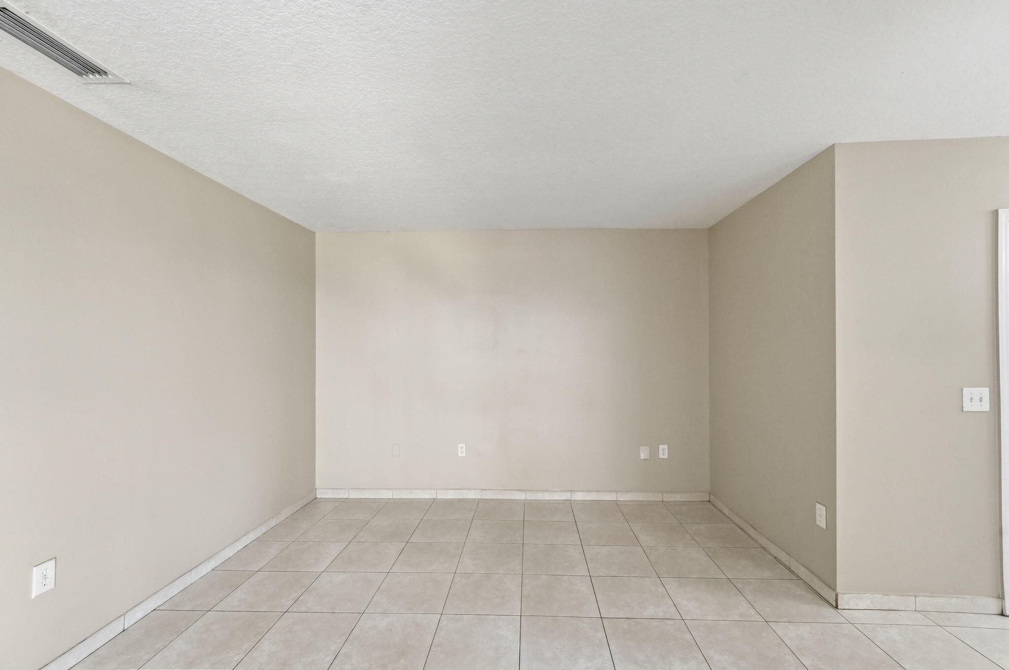 14490 Southwest 174th Terrace Miami, FL 33177 - Photo 13 of 33 ListerPros_013