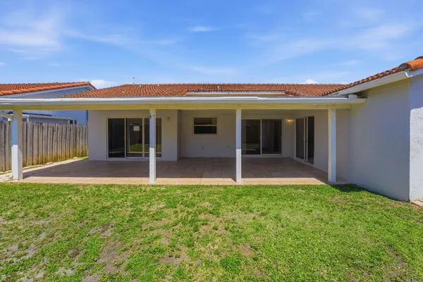 $529,900 | 14490 Southwest 174th Terrace, Miami, FL 33177