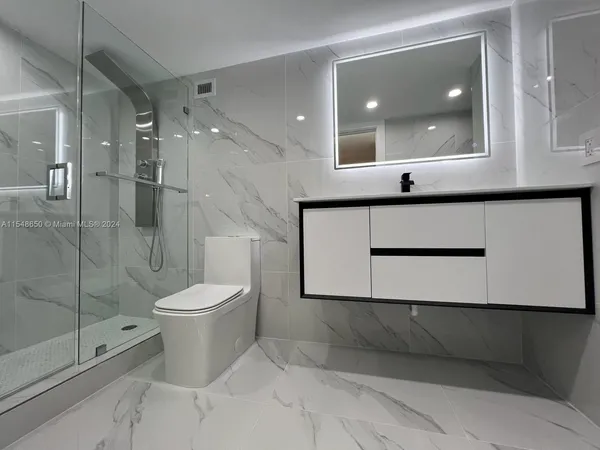 a view of walk in closet