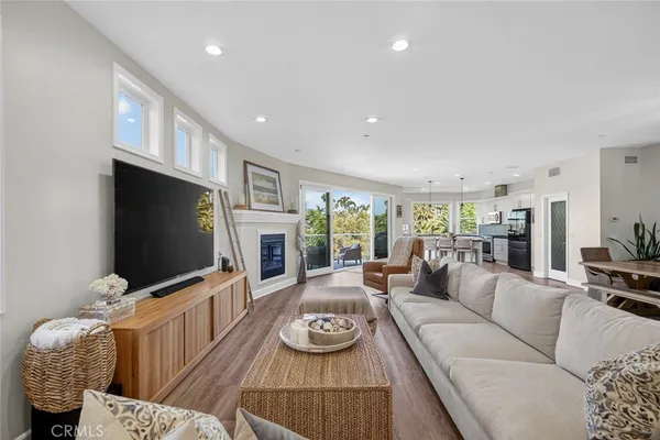 $15,000 | 214 Avenida Montalvo, Unit 2, San Clemente, CA 92672