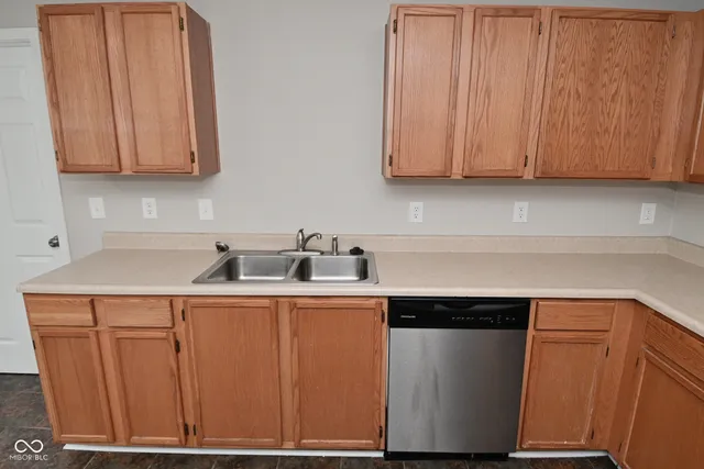 $294,900 | 9206 Huntleigh Circle, Plainfield, IN 46168