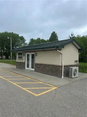 $379,900 | 102 West Lawrence Street, Kearney, MO 64060