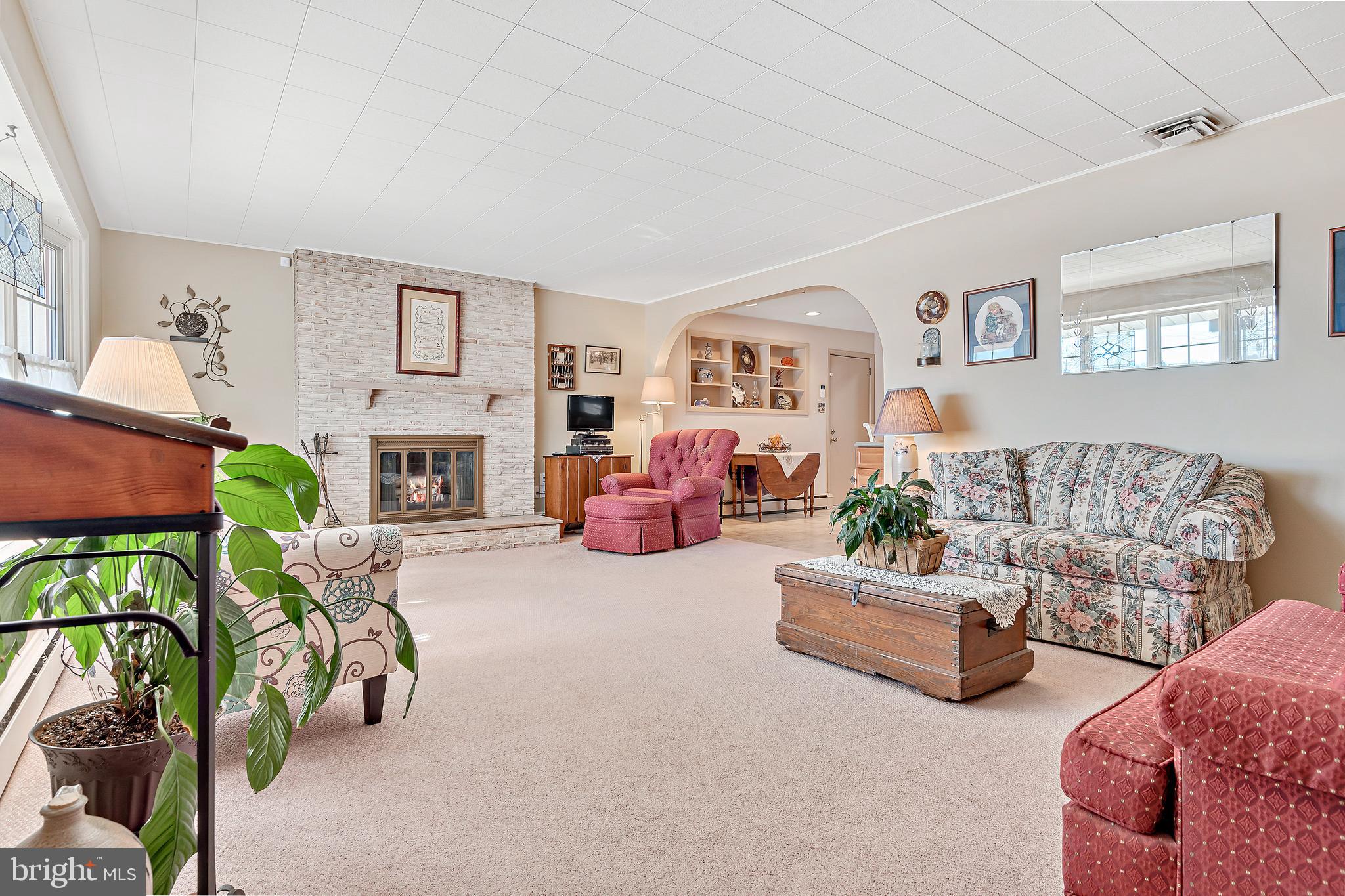 4524 Coventry Road Harrisburg, PA 17109 - Photo 3 of 35 Gallery Image 3