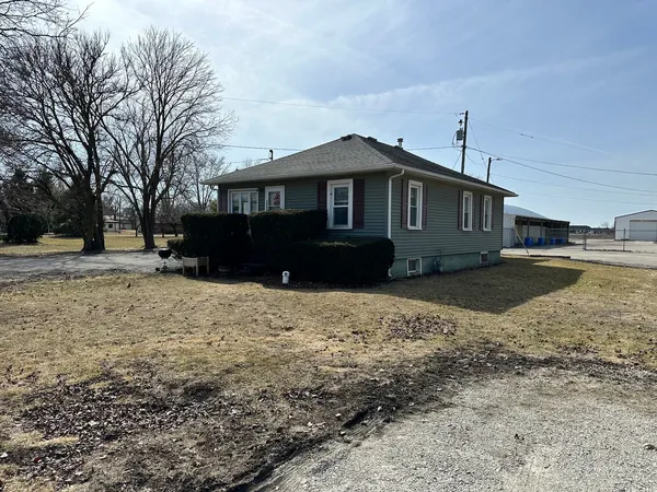 $555,000 | 2221 Chartres Street, LaSalle, IL 61301