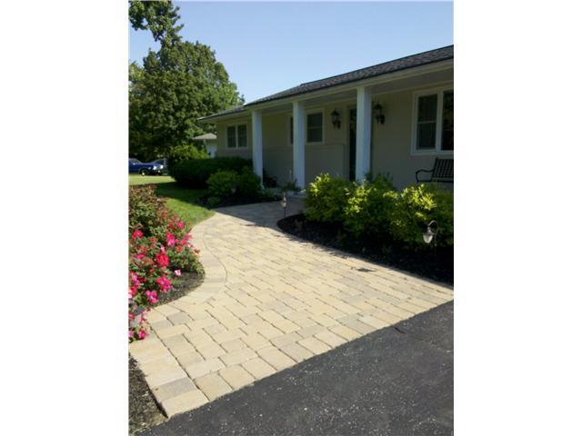 3841 Walhaven Road Columbus, OH 43220 - Photo 2 of 8 Gallery Image 2