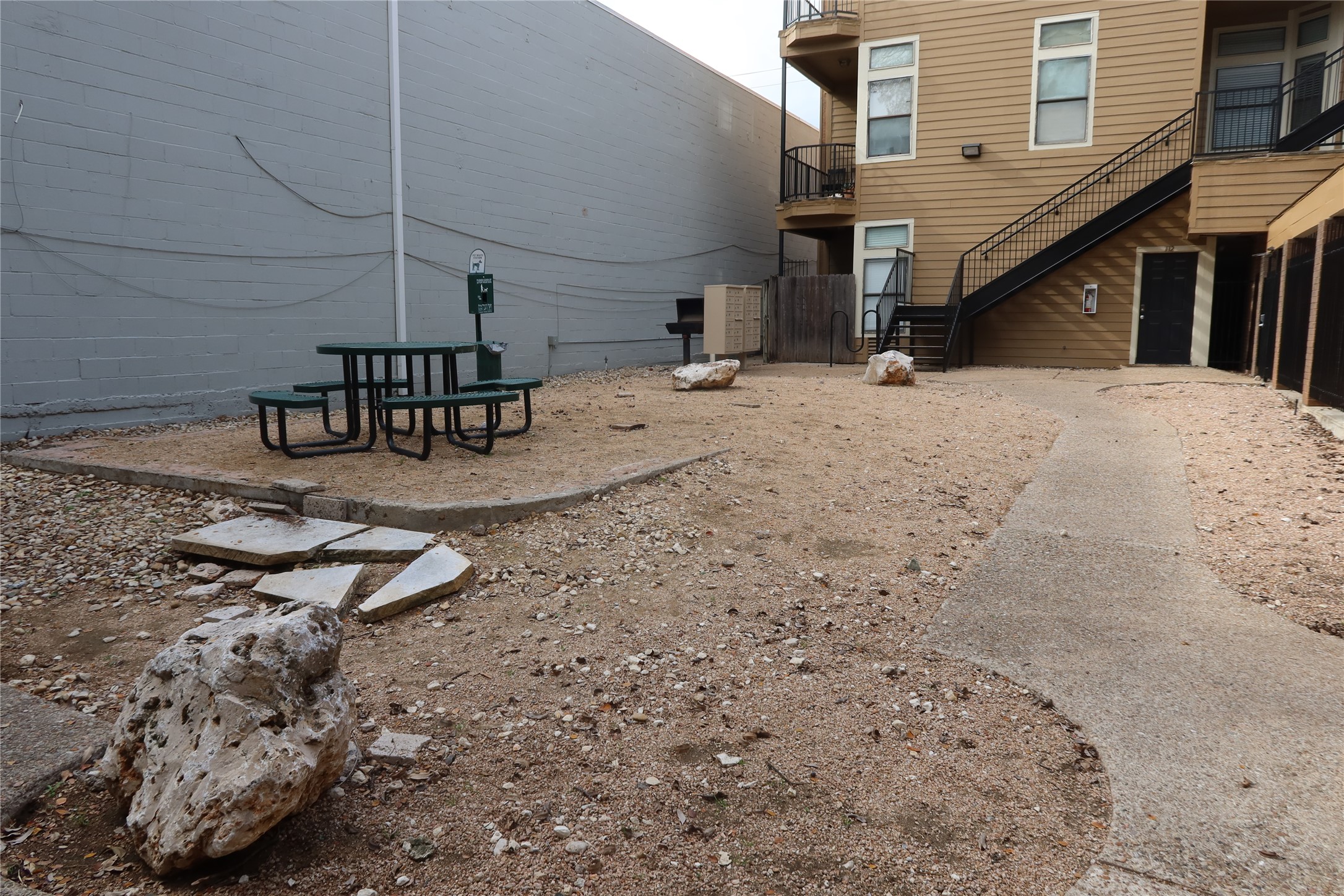2802 Nueces Street, Unit 306 Austin, TX 78705 - Photo 17 of 17 a view of entryway and hall
