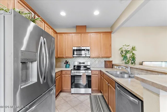 $274,900 | 5927 Pavilion Drive, Jacksonville, FL 32258